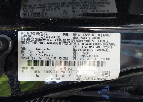 2016 Ford Focus Se z USA, uszkodzony, nr VIN 1FADP3F28GL326411